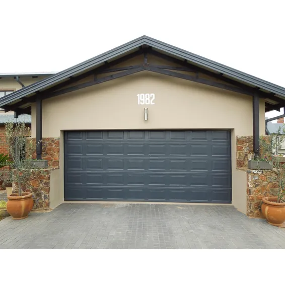 Affordable Garage Door Repair Experts in Malibu, CA